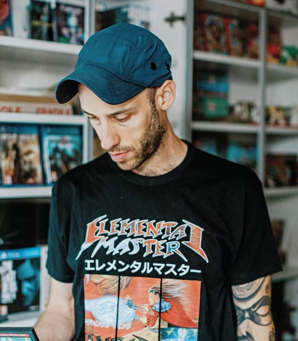 Serge mit Retro Games