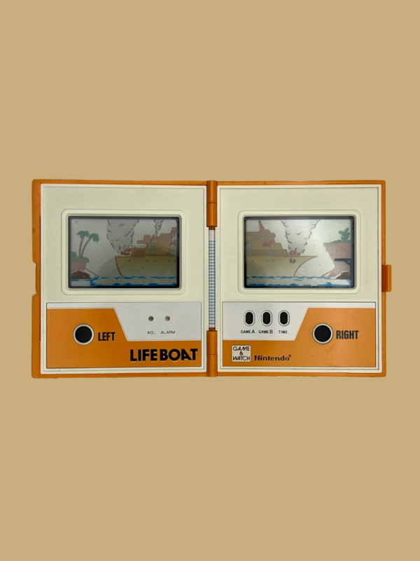 Gamewatch life boat open scaled