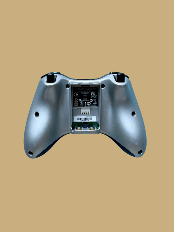 Microsoft XBOX 360 S: 250GB (Model 1439) - Image 5